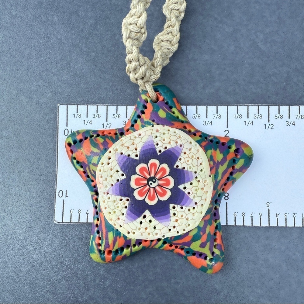 Colorful Star Pendant Necklace - Picture 12 of 16